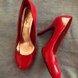 Red Pumps